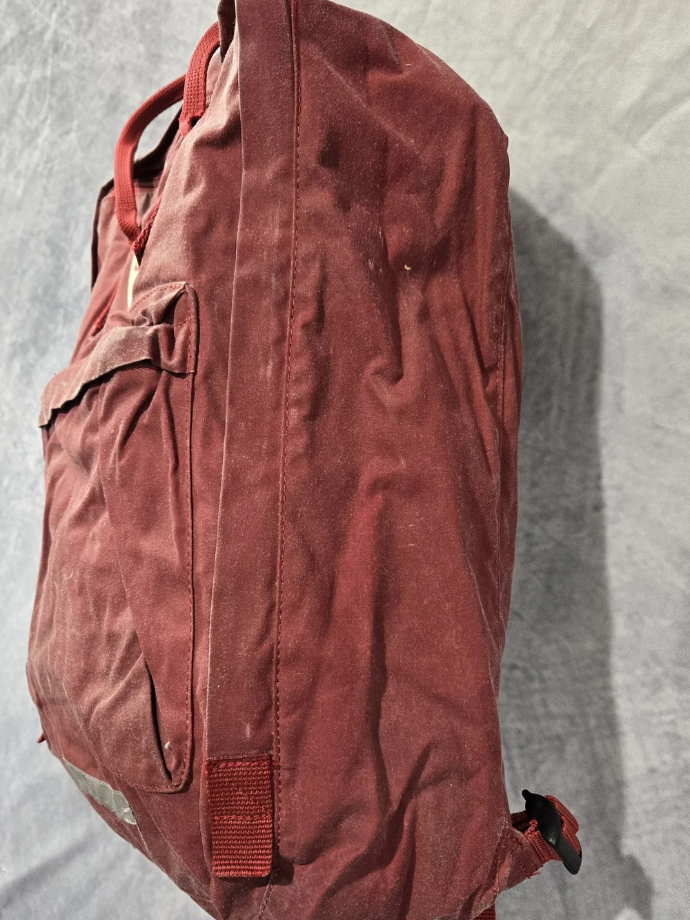 Kånken Classic Backpack - Burgundy